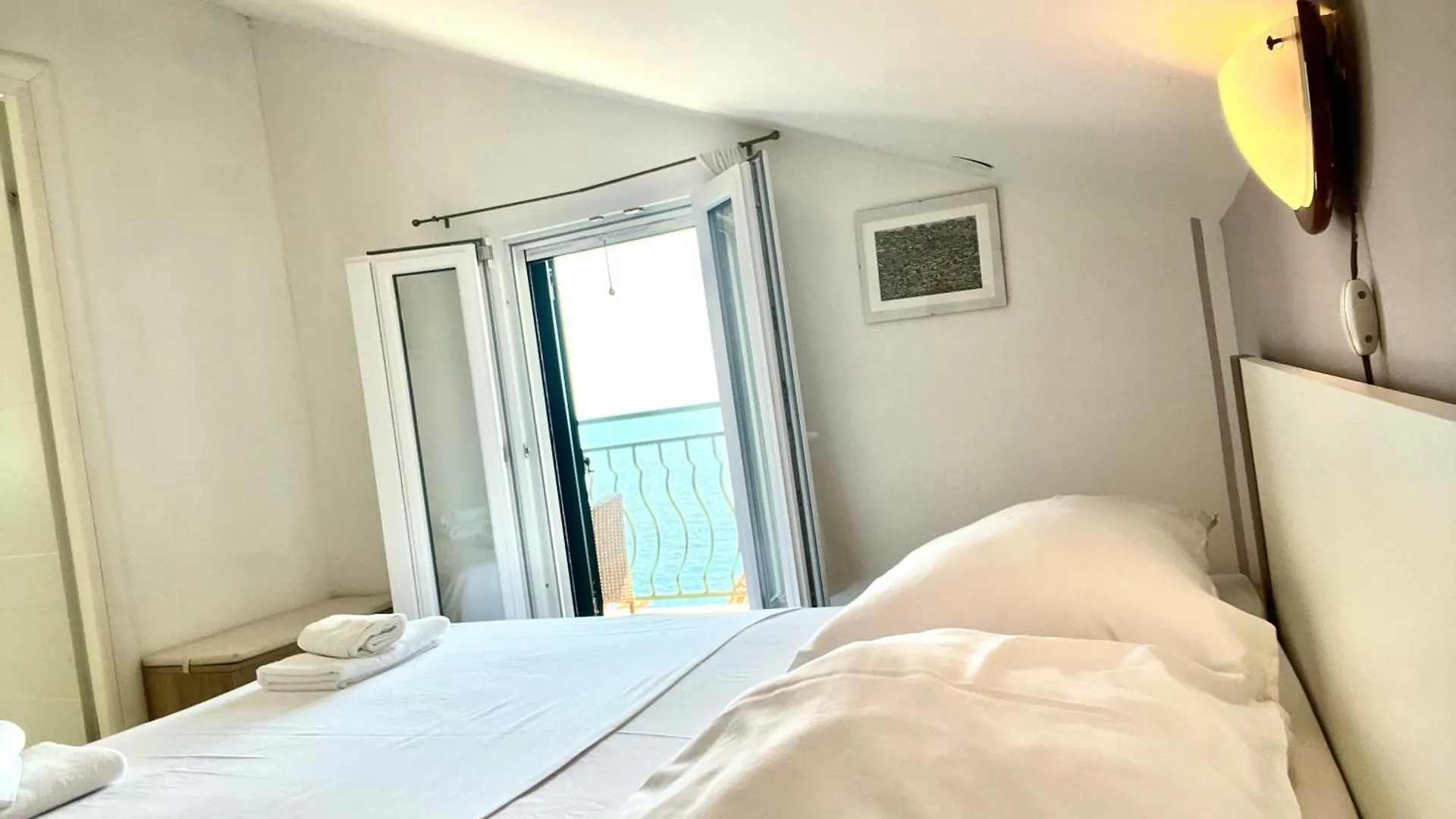 Ferienwohnung Mit Balkon Und Herrlichem Meerblick Trogir Croatia
